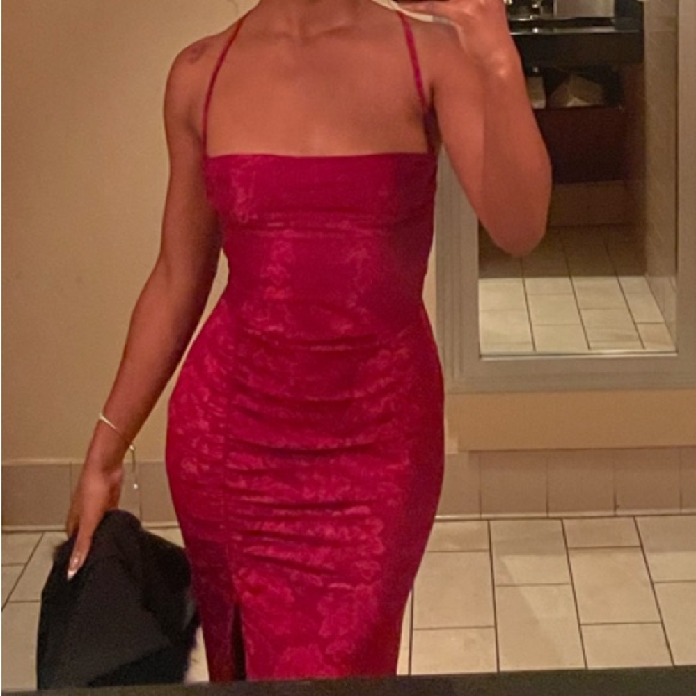 Elegant Red Strapless Dress